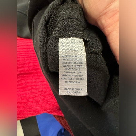 C Wonder black blouse with piping - Picture 3 of 5